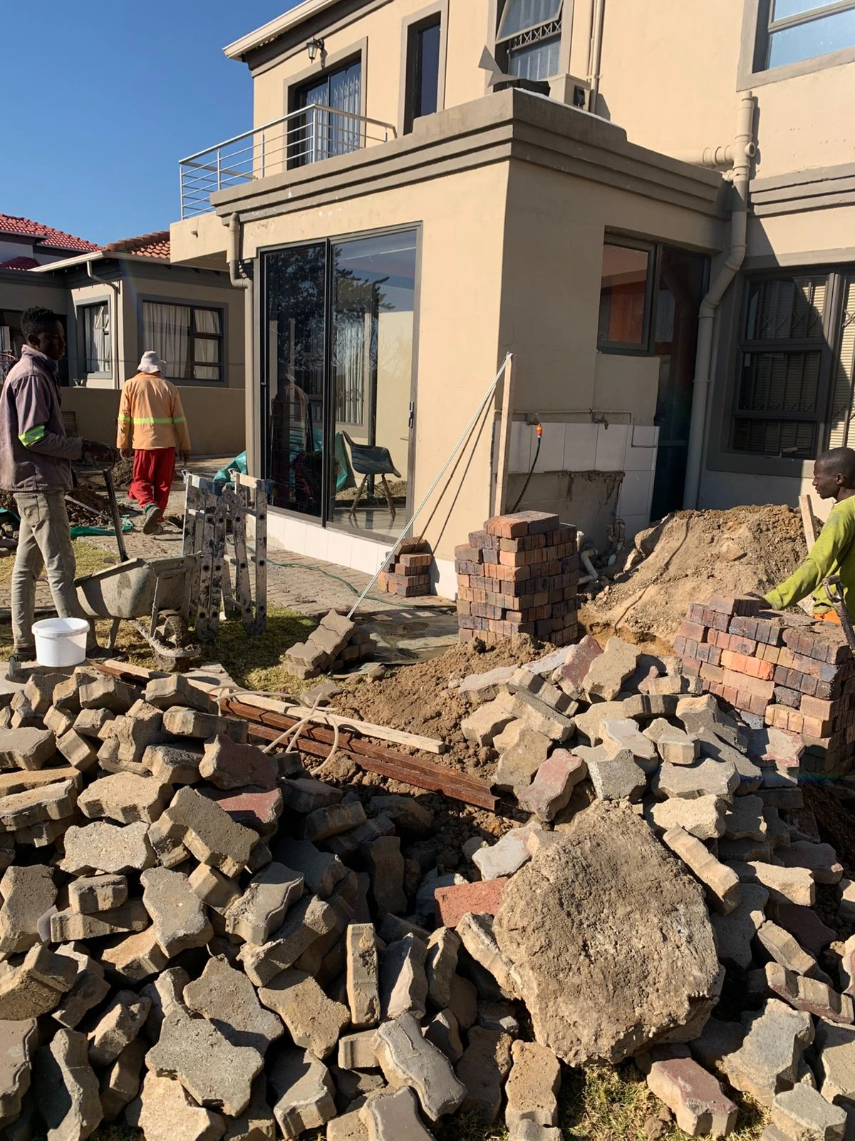 Bricklaying service
